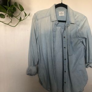 American Eagle Denim Shirt 👕